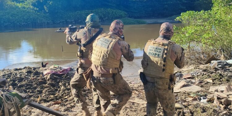 Ilha usada como 'centro logístico' do crime organizado é alvo de operação no Recife; ação dura três dias