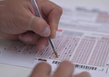 Concursos e seleções em PE têm 660 vagas e salários de até R$ 35 mil; saiba como se inscrever